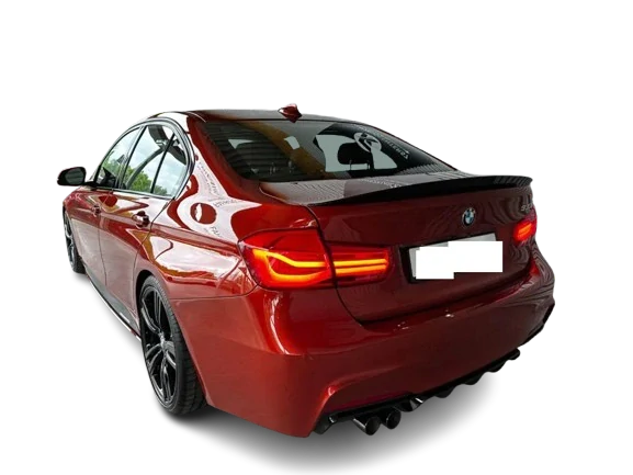 BMW 330i M paket, Automat, Červená, Benzín