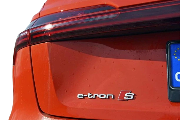 Audi e-tron, 4x4, automat, elektro